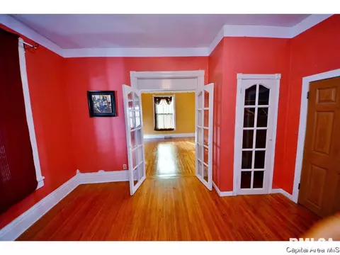 333 S State St, Springfield, IL 62704 photo 7