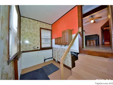 333 S State St, Springfield, IL 62704 photo 12