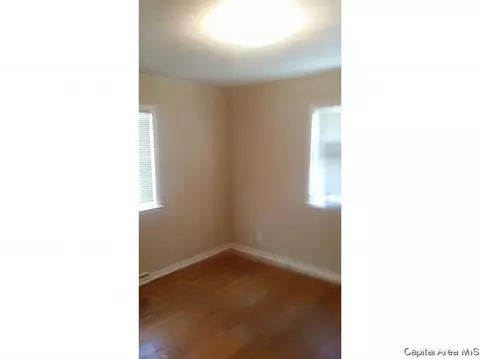 620 Garfield St, Springfield, IL 62702 photo 2