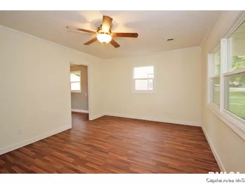 2237 Converse St, Springfield, IL 62702 photo 6