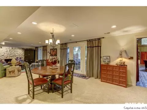 3133 Lochridge Ln, Springfield, IL 62704 photo 23