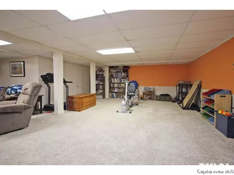 1301 Merion Dr, Springfield, IL 62704 photo 28