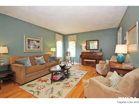 1301 Merion Dr, Springfield, IL 62704 photo 10