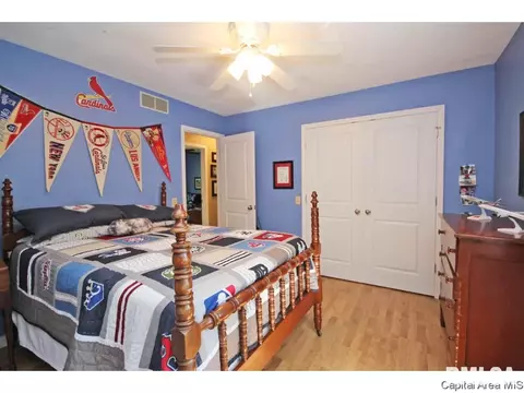 1301 Merion Dr, Springfield, IL 62704 photo 25
