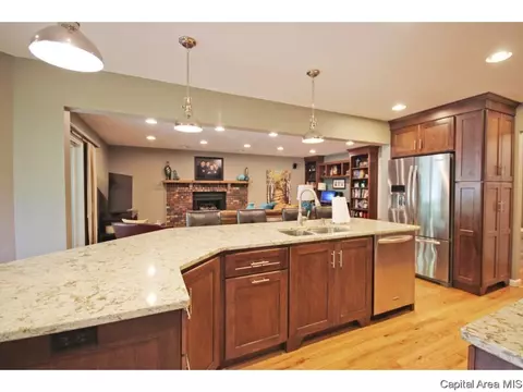 1301 Merion Dr, Springfield, IL 62704 photo 11