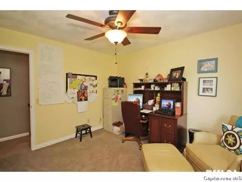 1301 Merion Dr, Springfield, IL 62704 photo 21