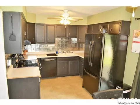 6 Westview, Franklin, IL 62638 photo 7
