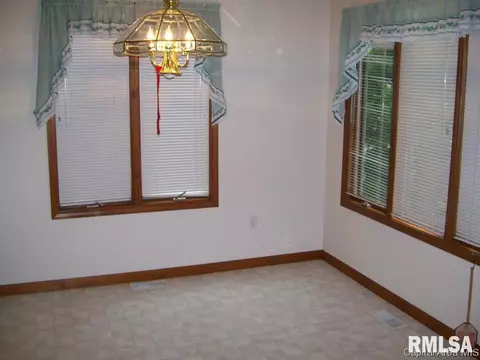 4400 Tulane Ct, Springfield, IL 62712 photo 7