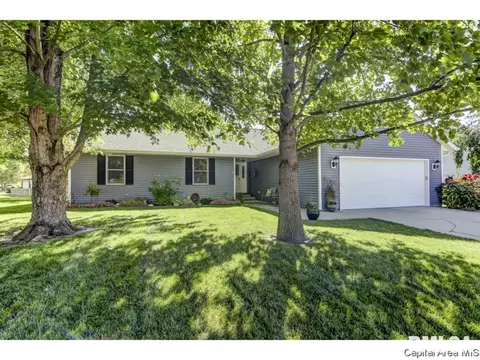 208 Appomattox Dr, Springfield, IL 62711 photo 2