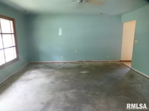 117 Dawn Dr, Springfield, IL 62702 photo 3