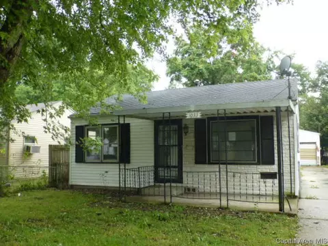 1033 N Ohio Street St, Springfield, IL 62702 photo 1
