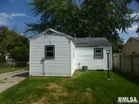 1033 N Ohio Street St, Springfield, IL 62702 photo 11