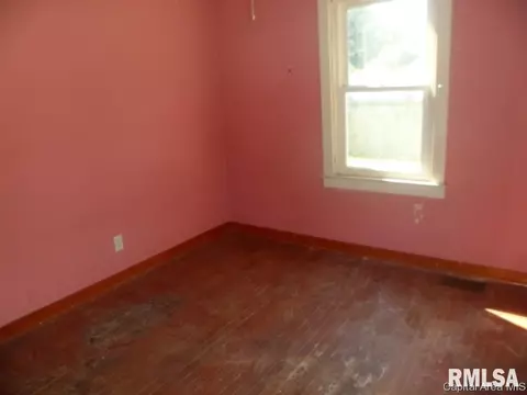 3200 S 3rd St, Springfield, IL 62703 photo 3