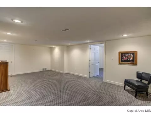2304 Peppermill Pointe Ct, Springfield, IL 62712 photo 32