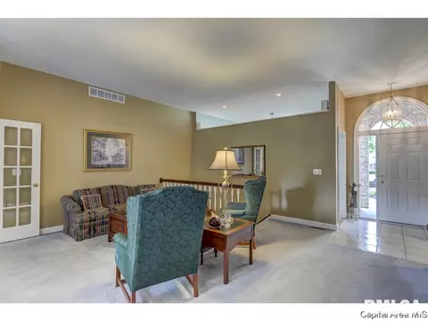 2304 Peppermill Pointe Ct, Springfield, IL 62712 photo 16