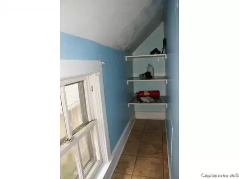 619 W Washington St, Springfield, IL 62702 photo 8