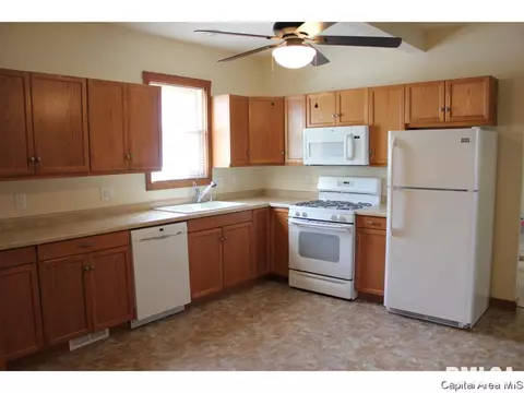 1126 N Patton St, Springfield, IL 62702 photo 5