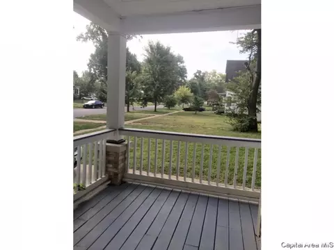 825 N 8th St, Springfield, IL 62702 photo 2