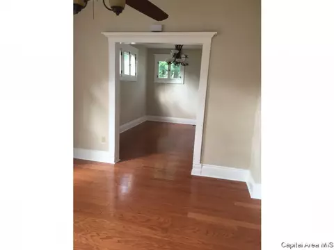 825 N 8th St, Springfield, IL 62702 photo 15