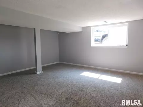 1953 Stanhope, Springfield, IL 62702 photo 15