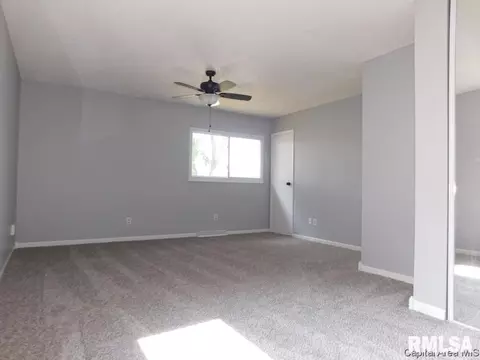 1953 Stanhope, Springfield, IL 62702 photo 6