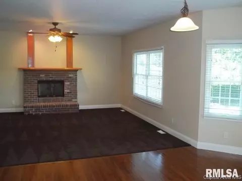 3817 Thackeray, Springfield, IL 62711 photo 4