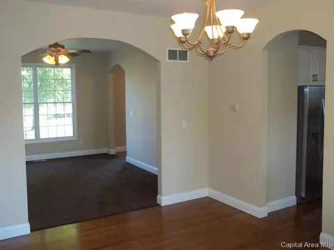 3817 Thackeray, Springfield, IL 62711 photo 13