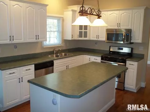 3817 Thackeray, Springfield, IL 62711 photo 10