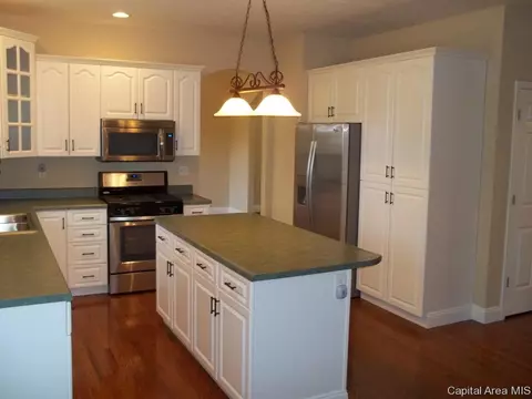 3817 Thackeray, Springfield, IL 62711 photo 7