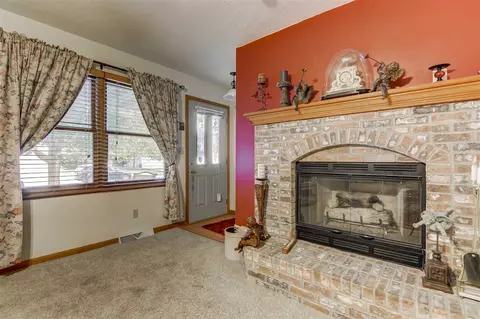 3004 Dunwich Ave, Springfield, IL 62702 photo 2