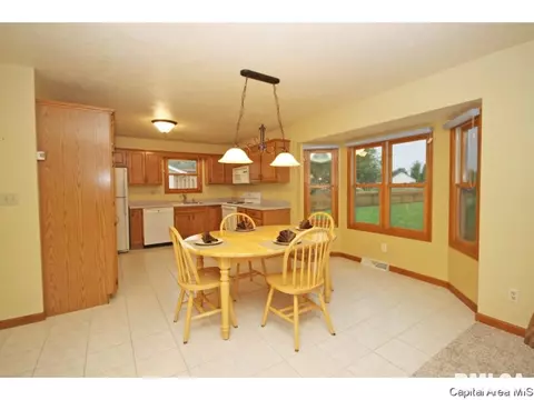 1404 Azalea, Springfield, IL 62712 photo 8