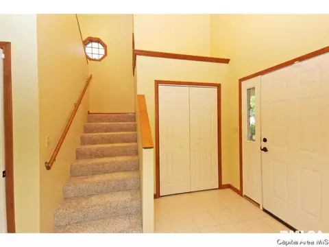 1404 Azalea, Springfield, IL 62712 photo 3
