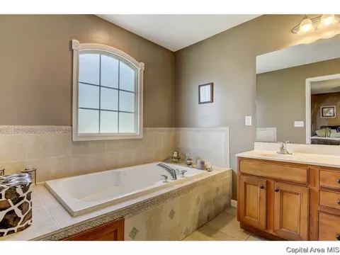 2816 Tanner Rd, Springfield, IL 62702 photo 16