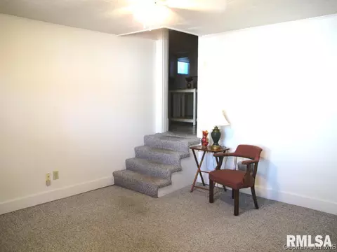 2223 S 10th St, Springfield, IL 62703 photo 24