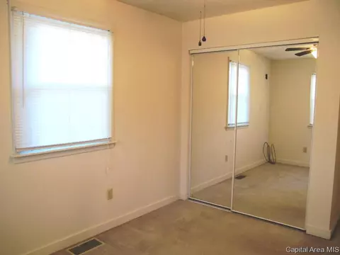 2223 S 10th St, Springfield, IL 62703 photo 22