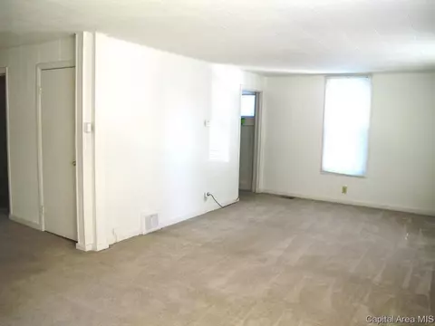 2223 S 10th St, Springfield, IL 62703 photo 16