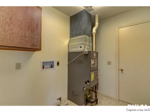101 Norwalk, Springfield, IL 62704 photo 14