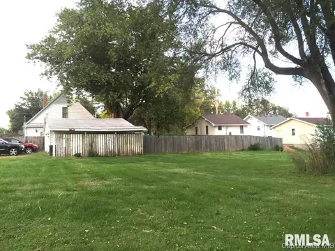 1430 W North Grand Ave, Springfield, IL 62702 photo 5