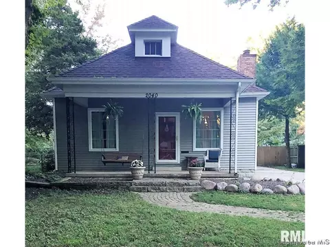 2040 S Bates Ave, Springfield, IL 62704 photo 2