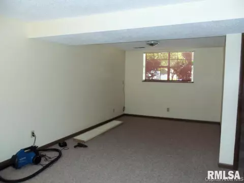 1836 Denton Dr, Springfield, IL 62702 photo 9