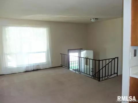 1836 Denton Dr, Springfield, IL 62702 photo 4