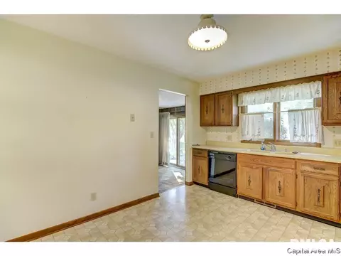 60 Pine Cv, Springfield, IL 62712 photo 11