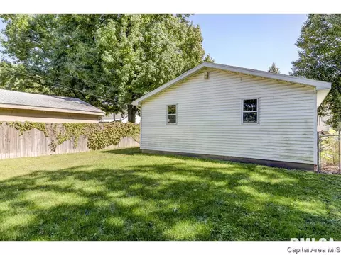 1135 N Franklin, Springfield, IL 62702 photo 34