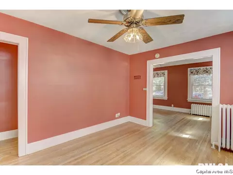 1135 N Franklin, Springfield, IL 62702 photo 10