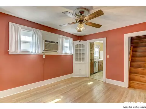 1135 N Franklin, Springfield, IL 62702 photo 11