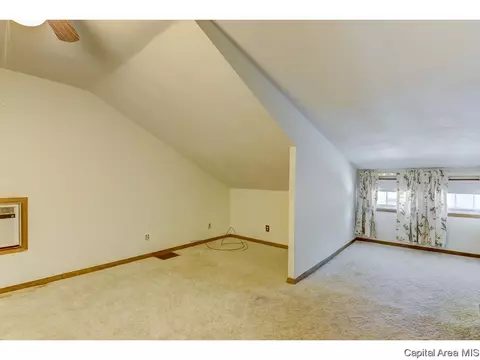 1135 N Franklin, Springfield, IL 62702 photo 27