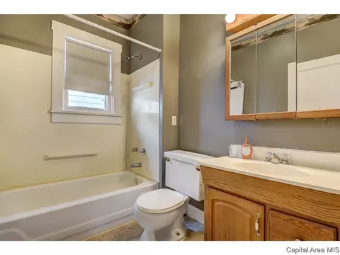 2017 S College, Springfield, IL 62704 photo 27