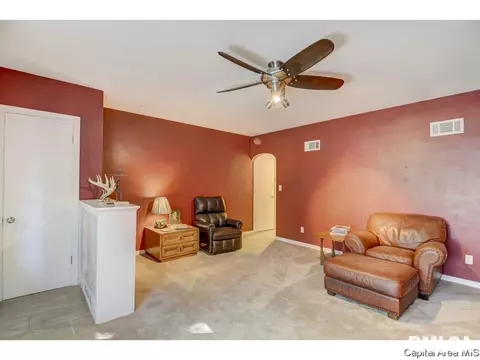 2305 S Walnut, Springfield, IL 62704 photo 14