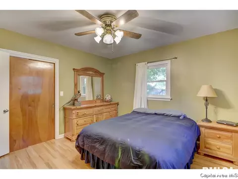 2305 S Walnut, Springfield, IL 62704 photo 16