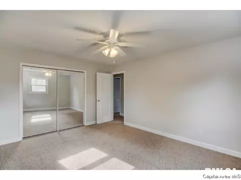 2213 Claremont Dr, Springfield, IL 62703 photo 26